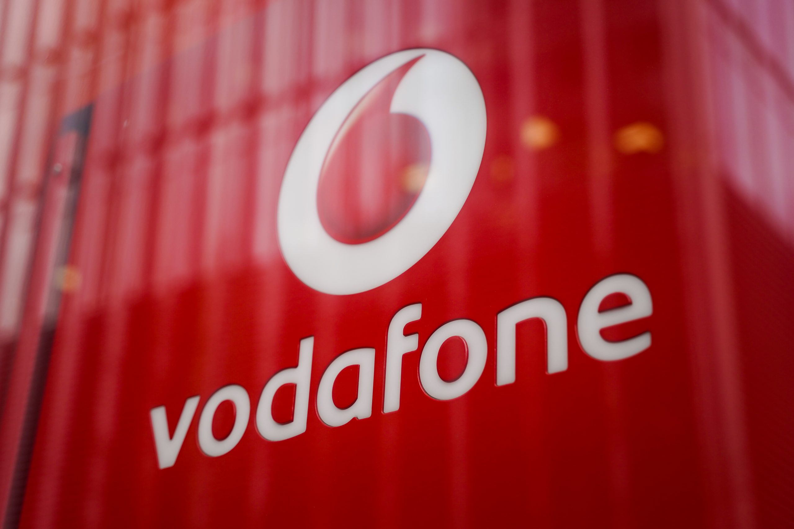 Image of a Vodafone store in London.