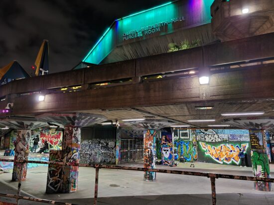 photo of the London South Bank skatepark taken at night using the Samsung Galaxy S20