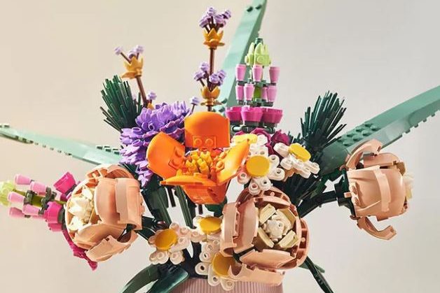 Lego Flower Bouquet