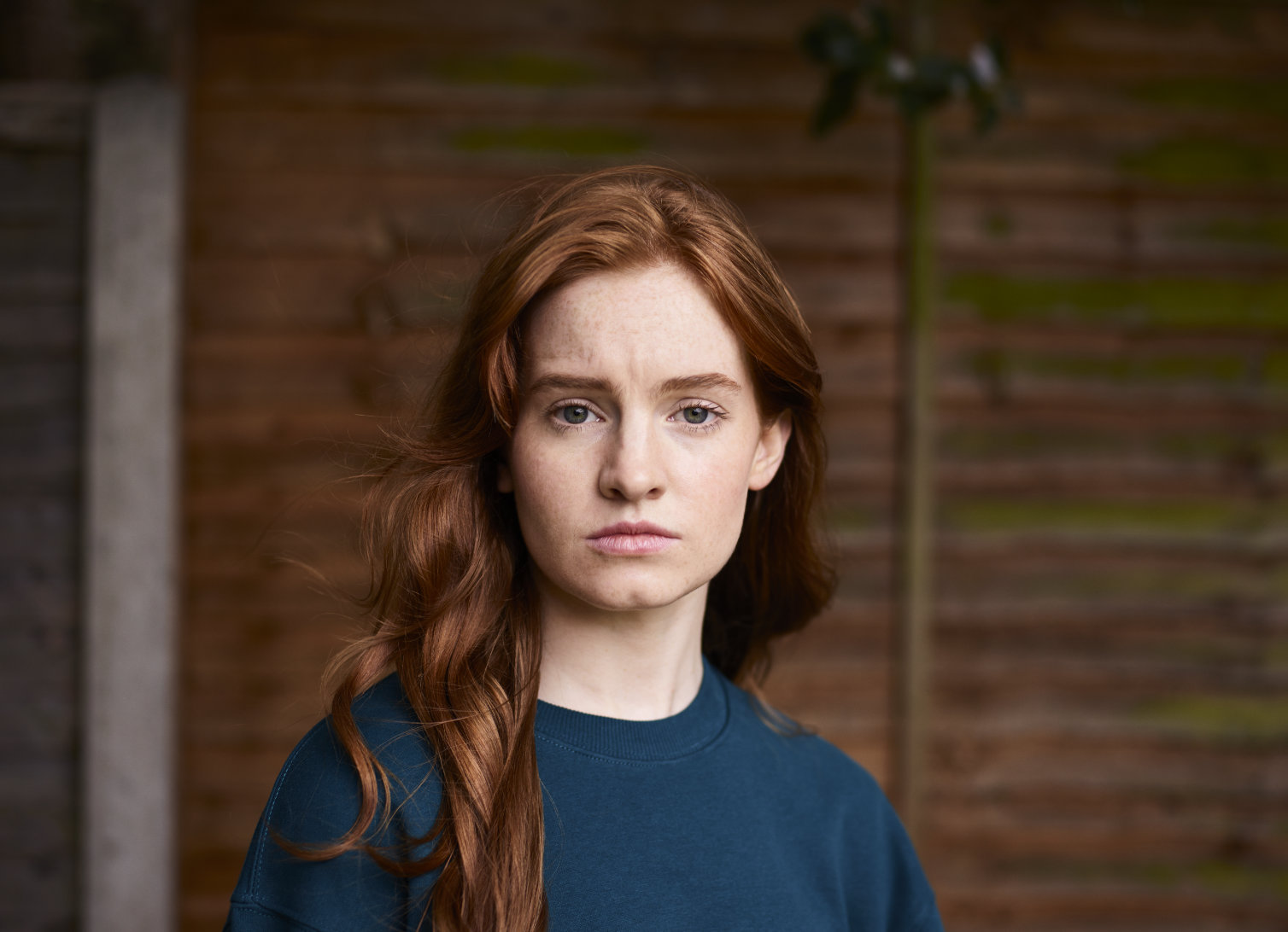 Faces of Disconnection: Ava* - Connected but at what cost? 1/6.